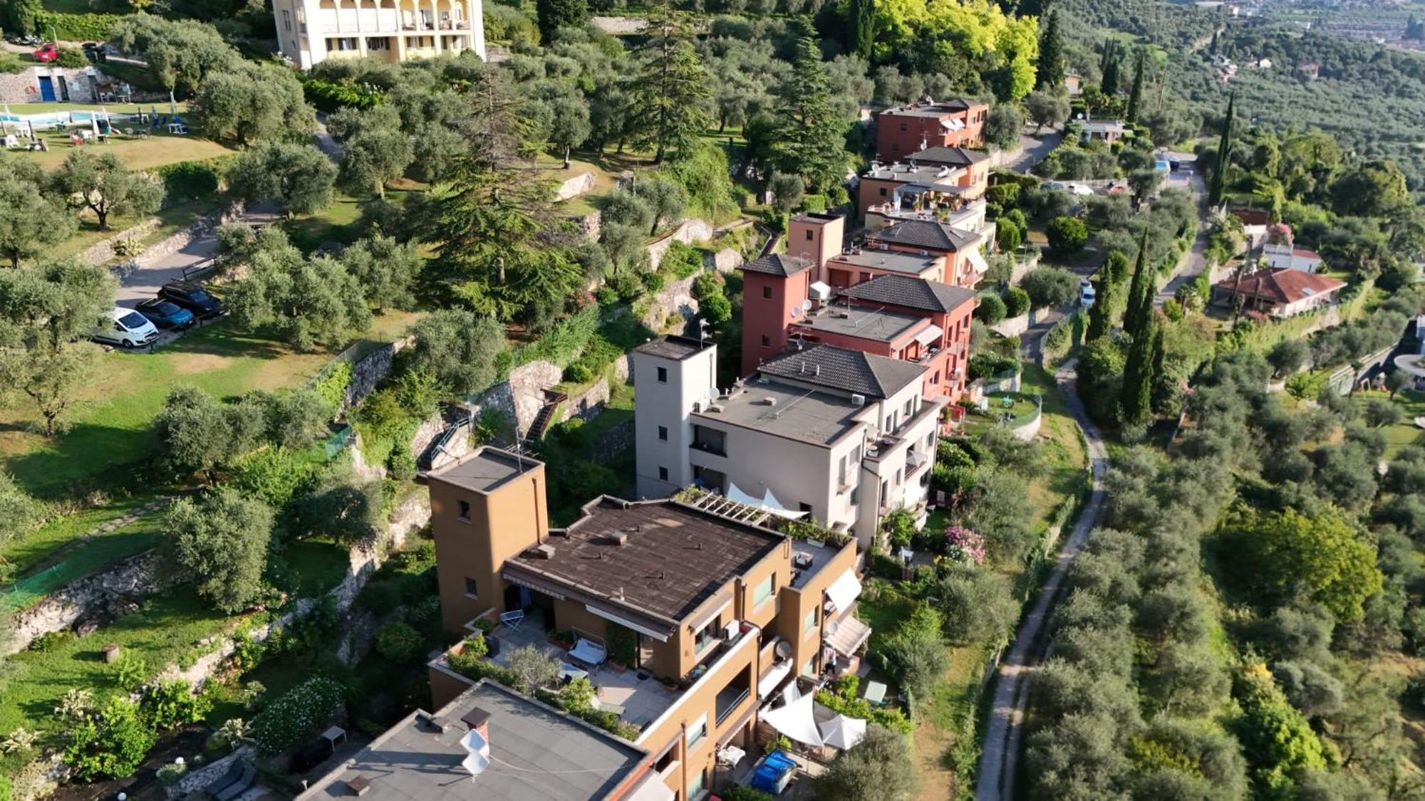 Casa Sara With Swimming Pool Lägenhet Riva del Garda Exteriör bild